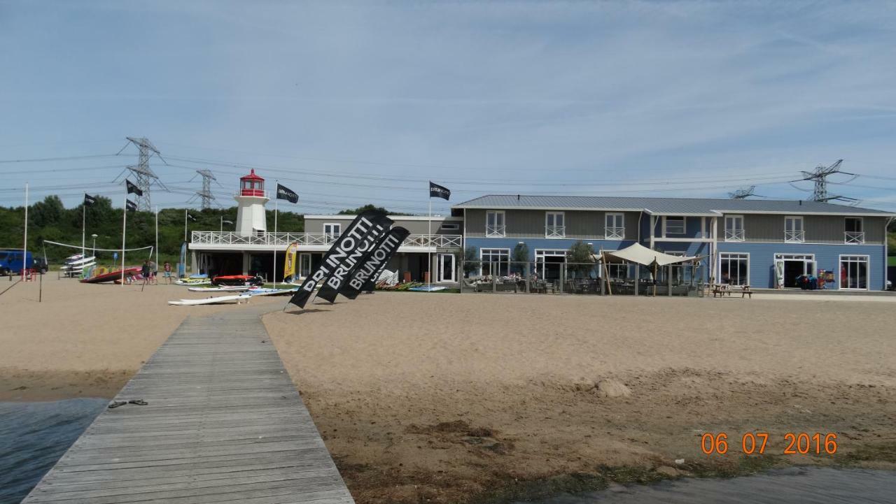 Beach Hotel Oostvoorne Exterior foto